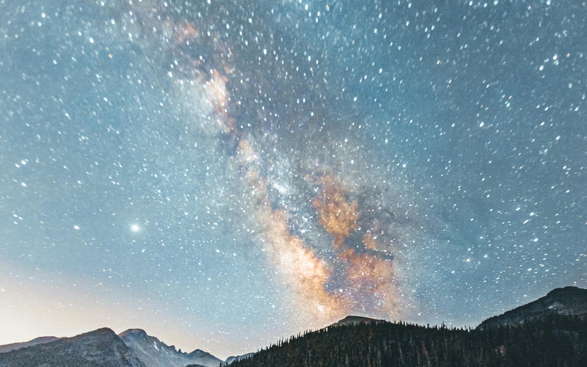 Milky Way over mountains at night